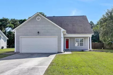 109 Penquin Pl, Hampstead, NC 28443