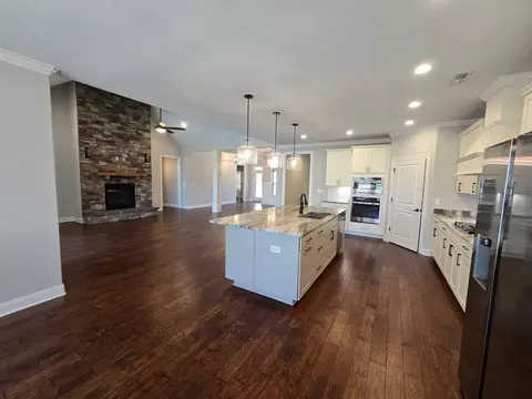 9420 Crysillas Dr, Madison, AL 35757