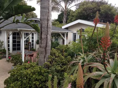 110 Vista Way, Oceanside, CA 92054