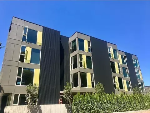 1313 SE Lambert St #405, Portland, OR 97202