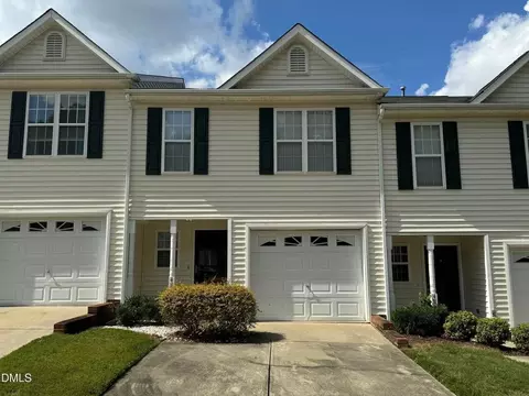 4804 Tanglewood Oaks St, Raleigh, NC 27610