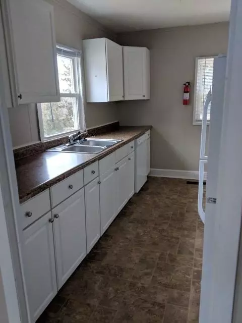 210 E 11th St, Bloomington, IN 47408 photo 4