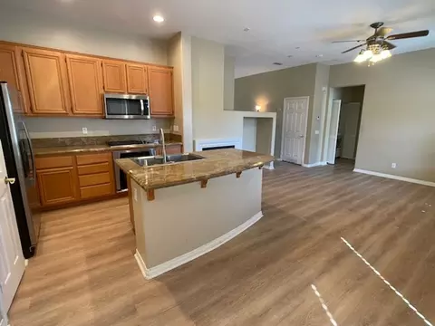 3317 Shadetree Way, Camarillo, CA 93012