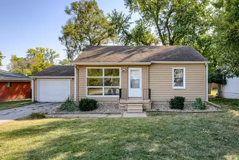8531 Seward St, Omaha, NE 68114