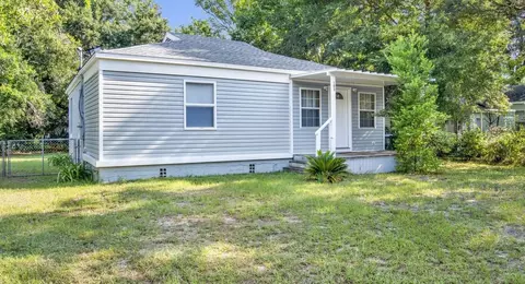 105 Druid Dr, Warrington, FL 32507