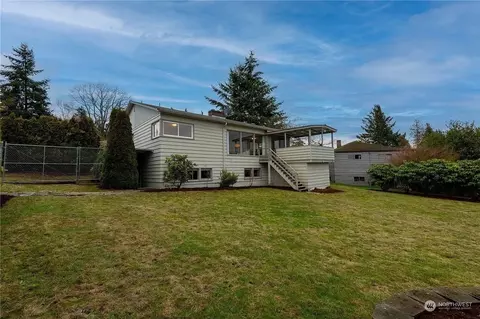 20131 21st Ave NW, Shoreline, WA 98177