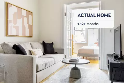 72 Charles St #490, New York, NY 10014