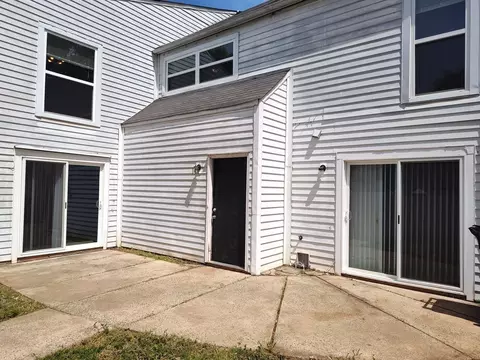 7001 Stonington Ln, Charlotte, NC 28227