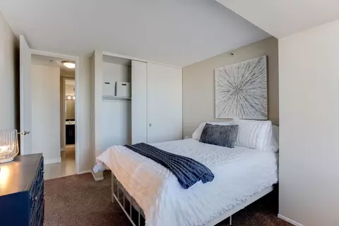 1117 Marquette Ave, Minneapolis, MN 55403