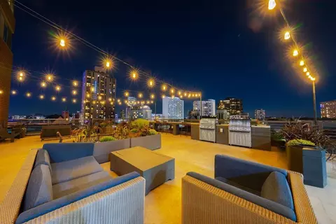 1117 Marquette Ave, Minneapolis, MN 55403