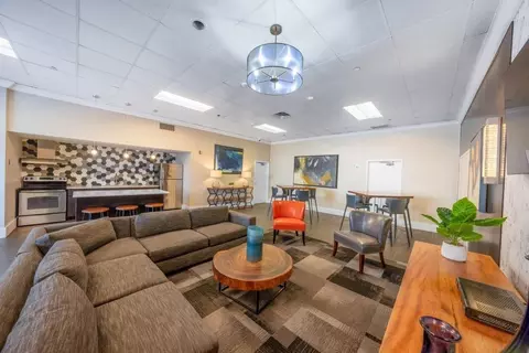 1117 Marquette Ave, Minneapolis, MN 55403