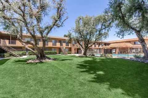 125 N Belinda Cir, Anaheim, CA 92801