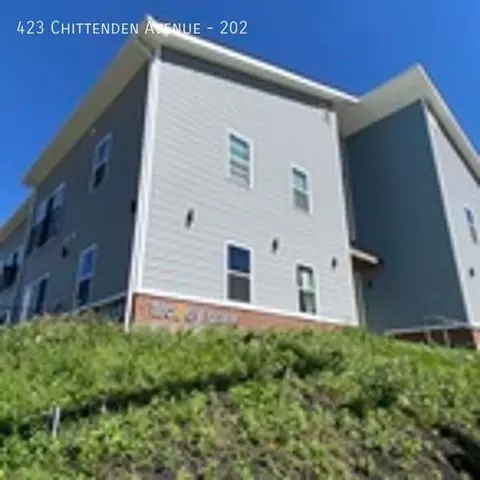 423 Chittenden Ave #202, Columbus, OH 43201