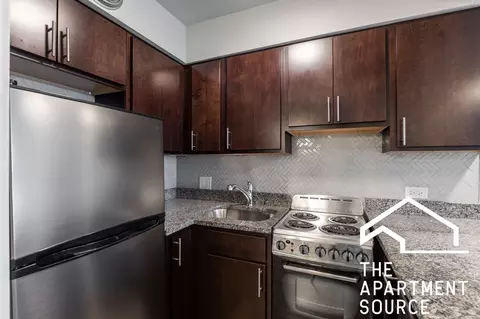 1220 N La Salle Dr #B3, Chicago, IL 60610