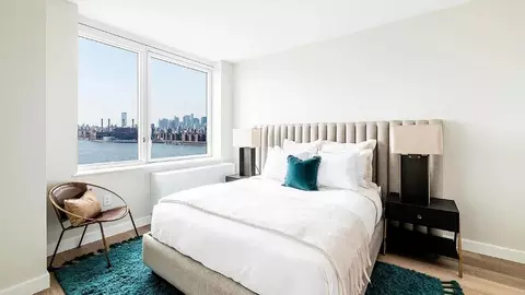 Undisclosed, New York, NY 11101