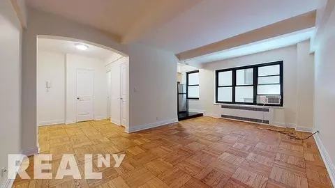 141 E 56th St #2B, New York, NY 10022