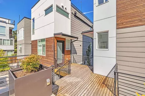 118 27th Ave E #B, Seattle, WA 98112