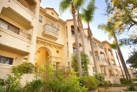 370 Pioneer Dr #NA, Glendale, CA 91203