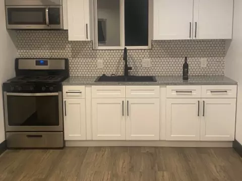 5712 Lewis Ave #B, Long Beach, CA 90805