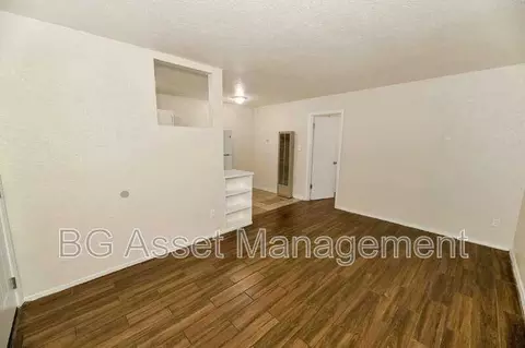 728 Darina Ave #7, Sacramento, CA 95815