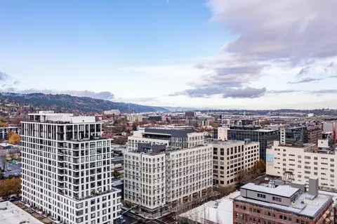 1430 NW Hoyt St, Portland, OR 97209