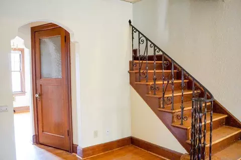 912 SW Vista Ave #207, Portland, OR 97205