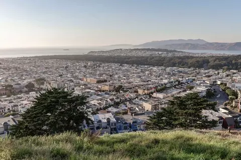 1645 15th Ave, San Francisco, CA 94122