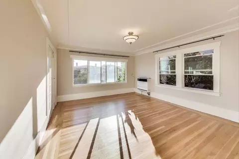 16 Yosemite Ave, Oakland, CA 94611