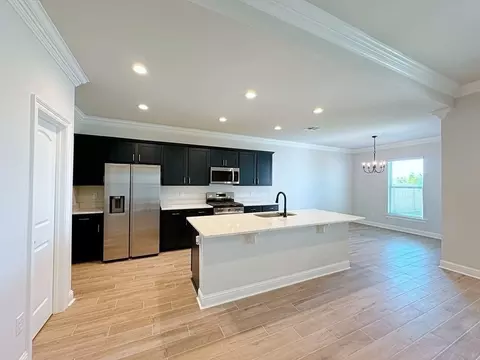 722 Bellegrove Square Ave, Oak Hills Place, LA 70810