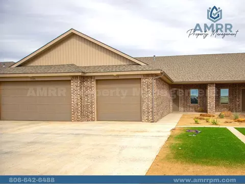 1128 N 7th St, Wolfforth, TX 79382