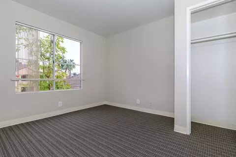 1801 Aviation Way, Redondo Beach, CA 90278