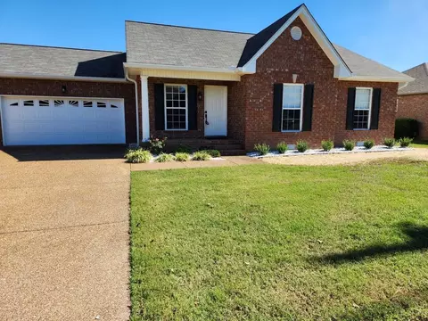 177 Hedgeway Ct, Gallatin, TN 37066