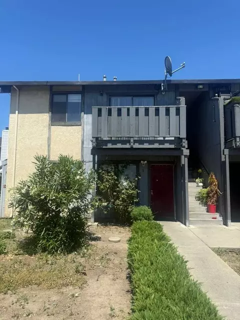 280 Flint Ct Apt Apt #B2, Hayward, CA 94541