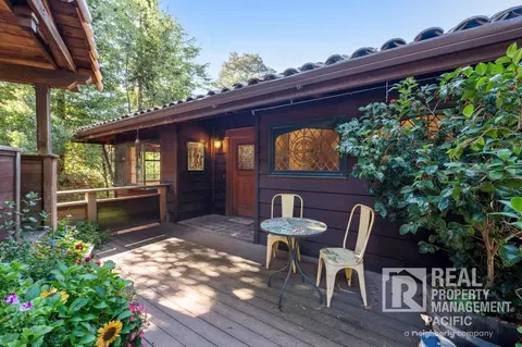 1090 Cragmont Ave, Berkeley, CA 94708