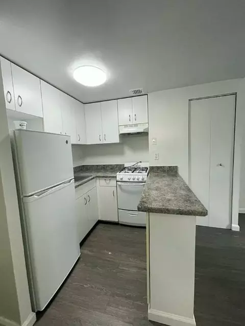 33 Gold St #712, New York, NY 10038