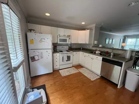 490 Barnett Shoals Rd #628, Athens, GA 30605