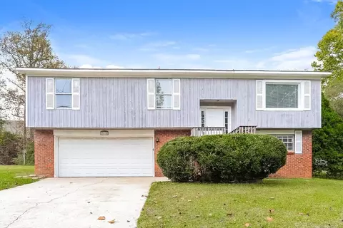 2115 Sun Cir, Fultondale, AL 35068