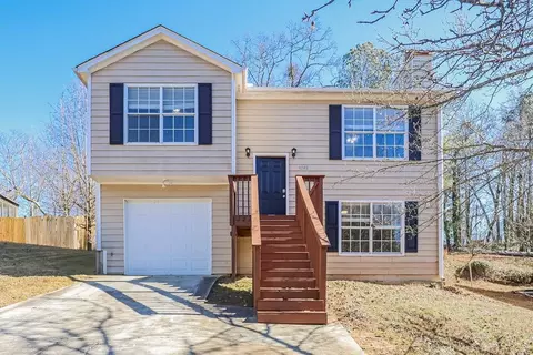 5748 Chisolm Trl, Atlanta, GA 30349