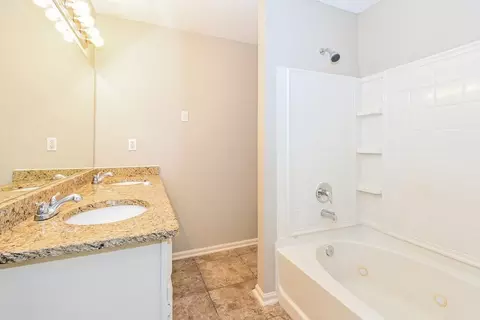 9314 Brooks Dr, Olive Branch, MS 38654 photo 13