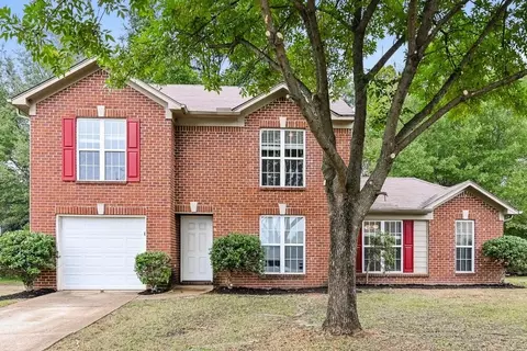 9314 Brooks Dr, Olive Branch, MS 38654 photo 1