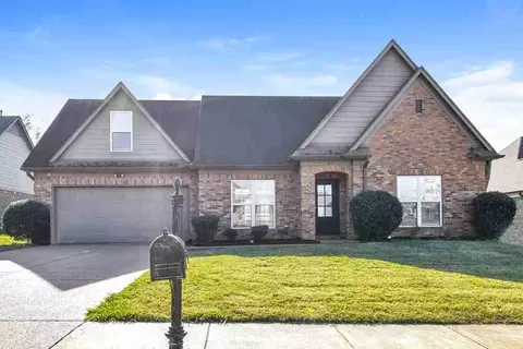 3131 Pinetree Loop N, Southaven, MS 38672