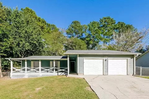 9380 Forest Knoll Dr, Jonesboro, GA 30238