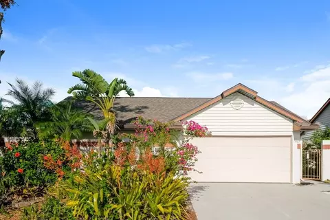 7022 Drury St, Tampa, FL 33635