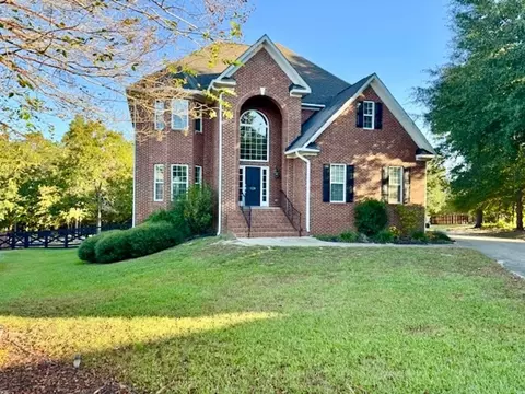 120 Pinehurst Ct, West Columbia, SC 29170