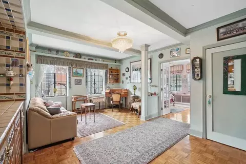 Undisclosed, New York, NY 10017