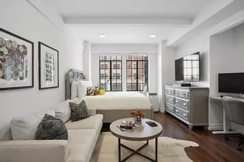 Undisclosed, New York, NY 10017