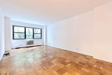 Undisclosed, New York, NY 10017