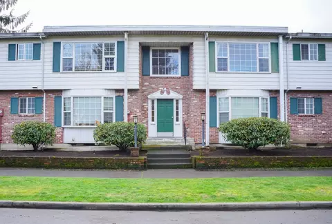 1332 NE 21st Ave #10, Portland, OR 97232
