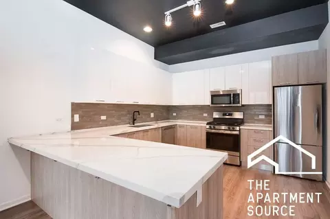 2550 S Wabash Ave #308, Chicago, IL 60616