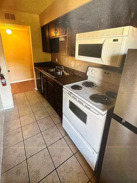 5622 Boca Raton Blvd #222, Fort Worth, TX 76112